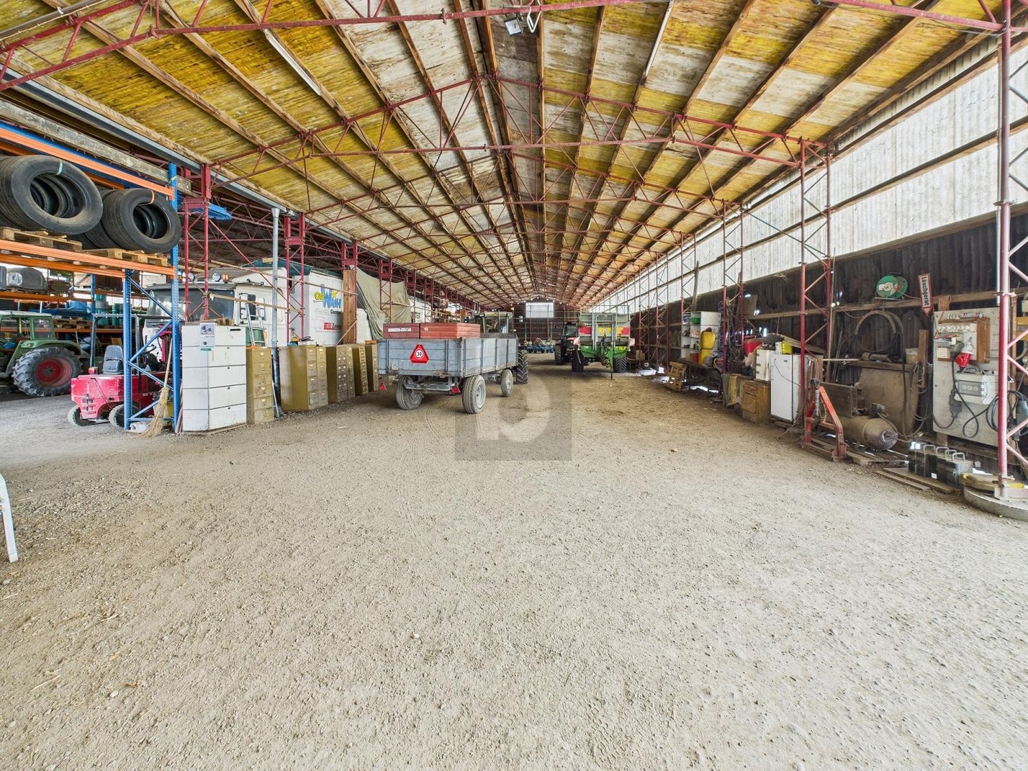 Objet industriel de 330m²