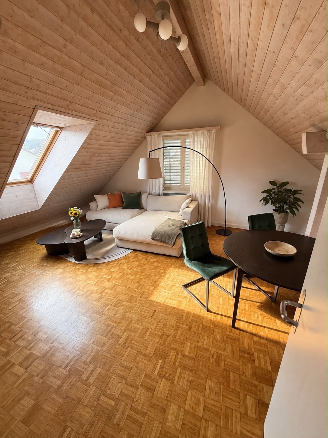 Appartement de 2 ½ pièces, photo 1 sur 9