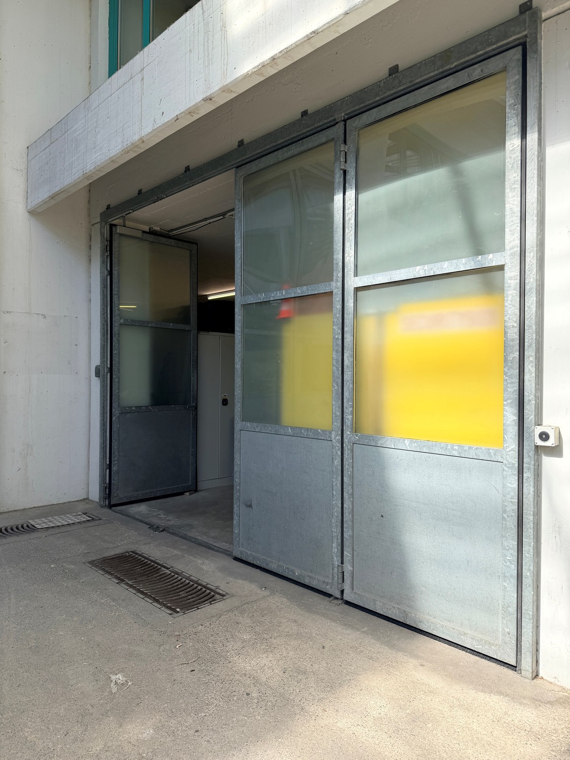 440m² commercial
