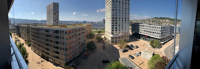 Lumineux appartement de 3.5 pièces avec vue sur la ville et balcon au 8ème étage, photo 5 sur 7