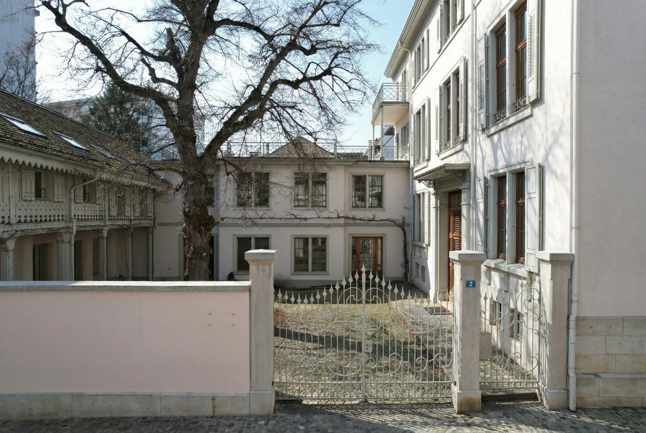 1470m² edificio residenziale / commerciale