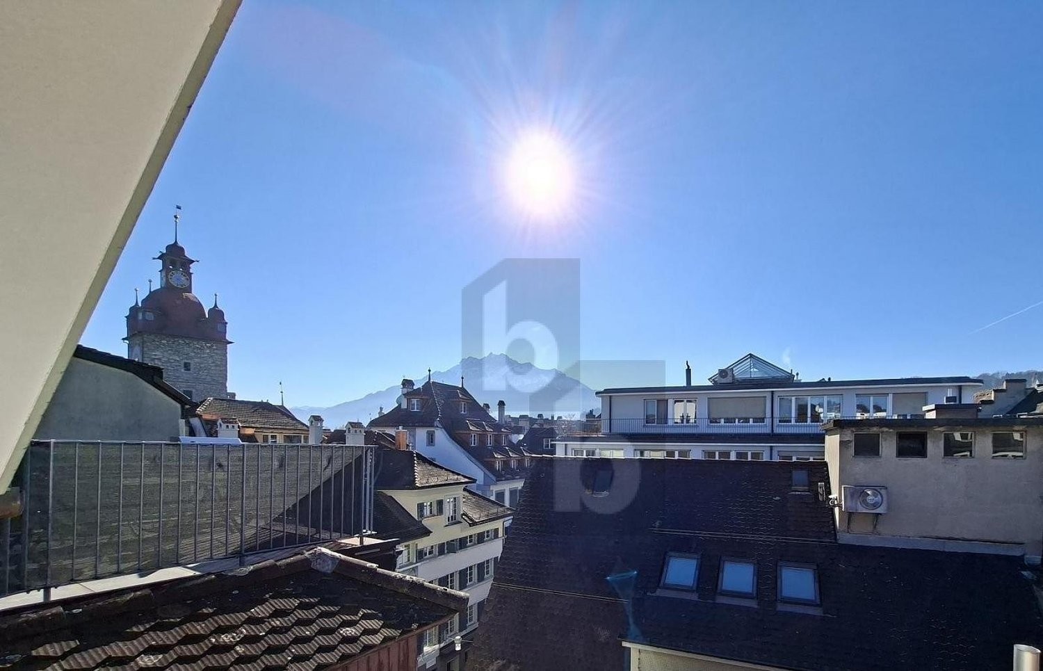 Appartement en attique de 2 ½ pièces