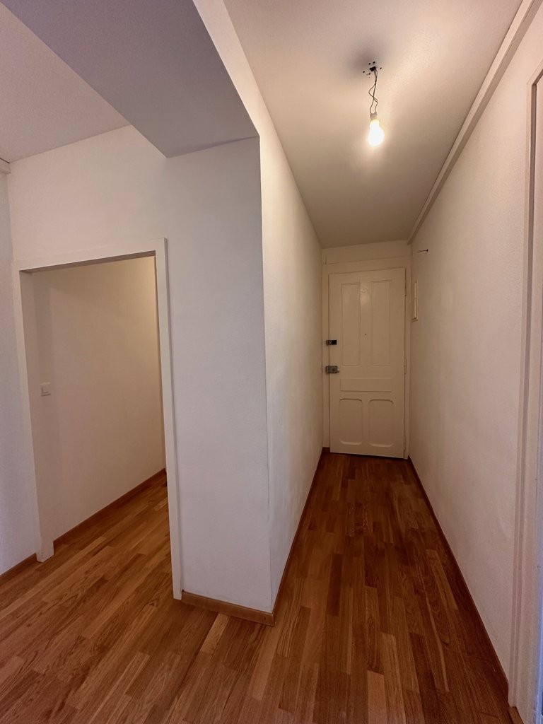 5 rooms apartment