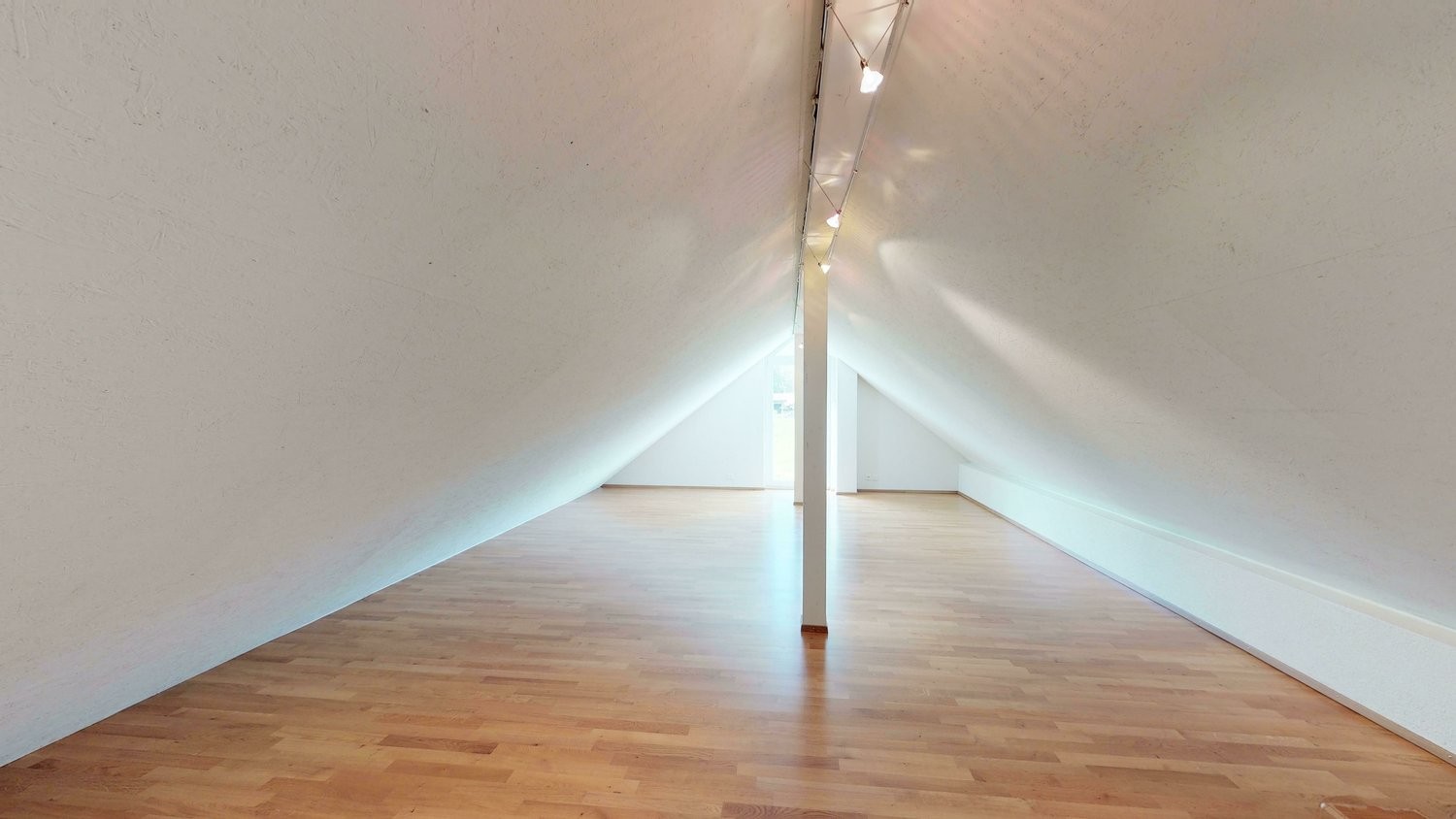 Appartement mansardé de 3 ½ pièces, photo 7 sur 10