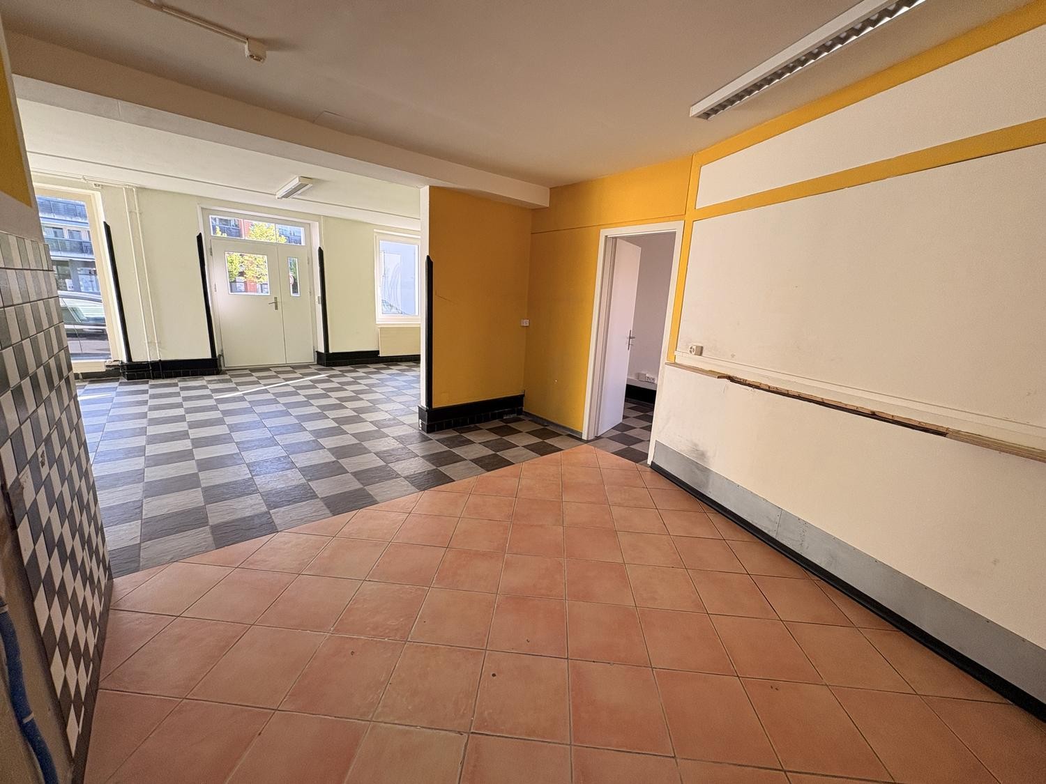 Commerce de 66m²