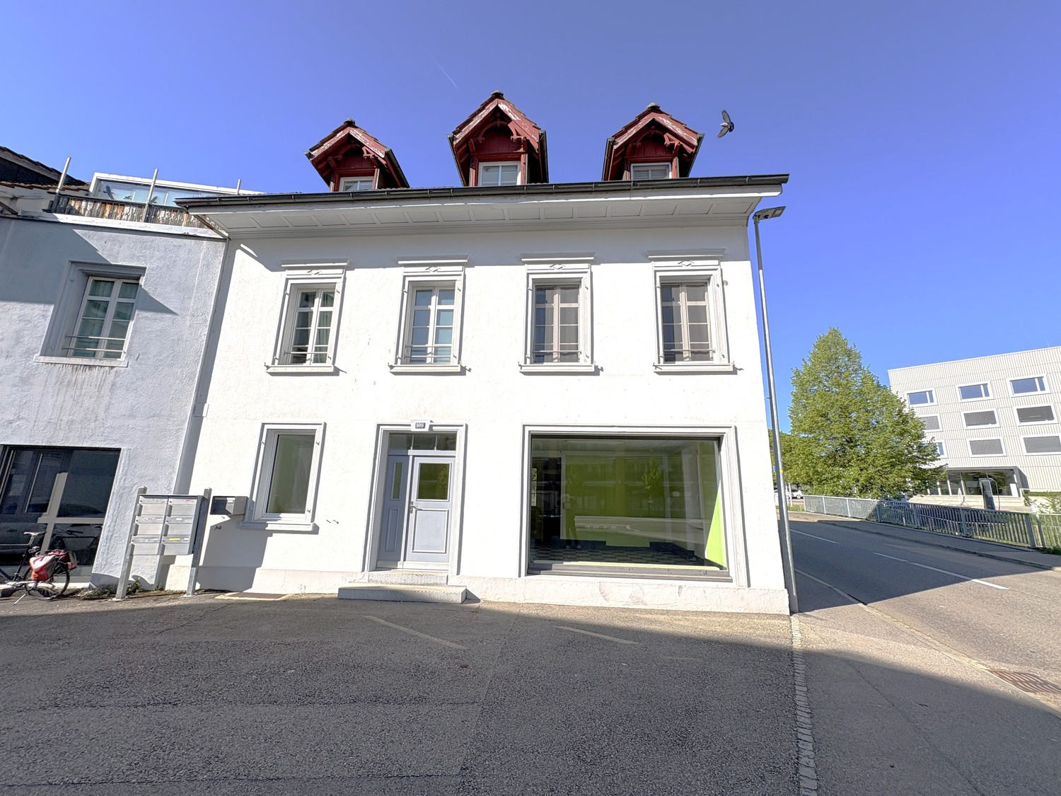Commerce de 66m²