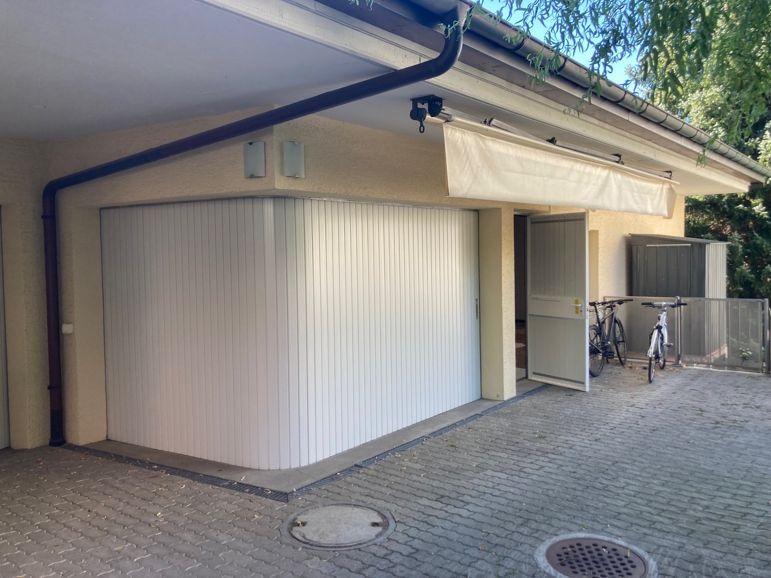 77m² commercial, photo 2 sur 8