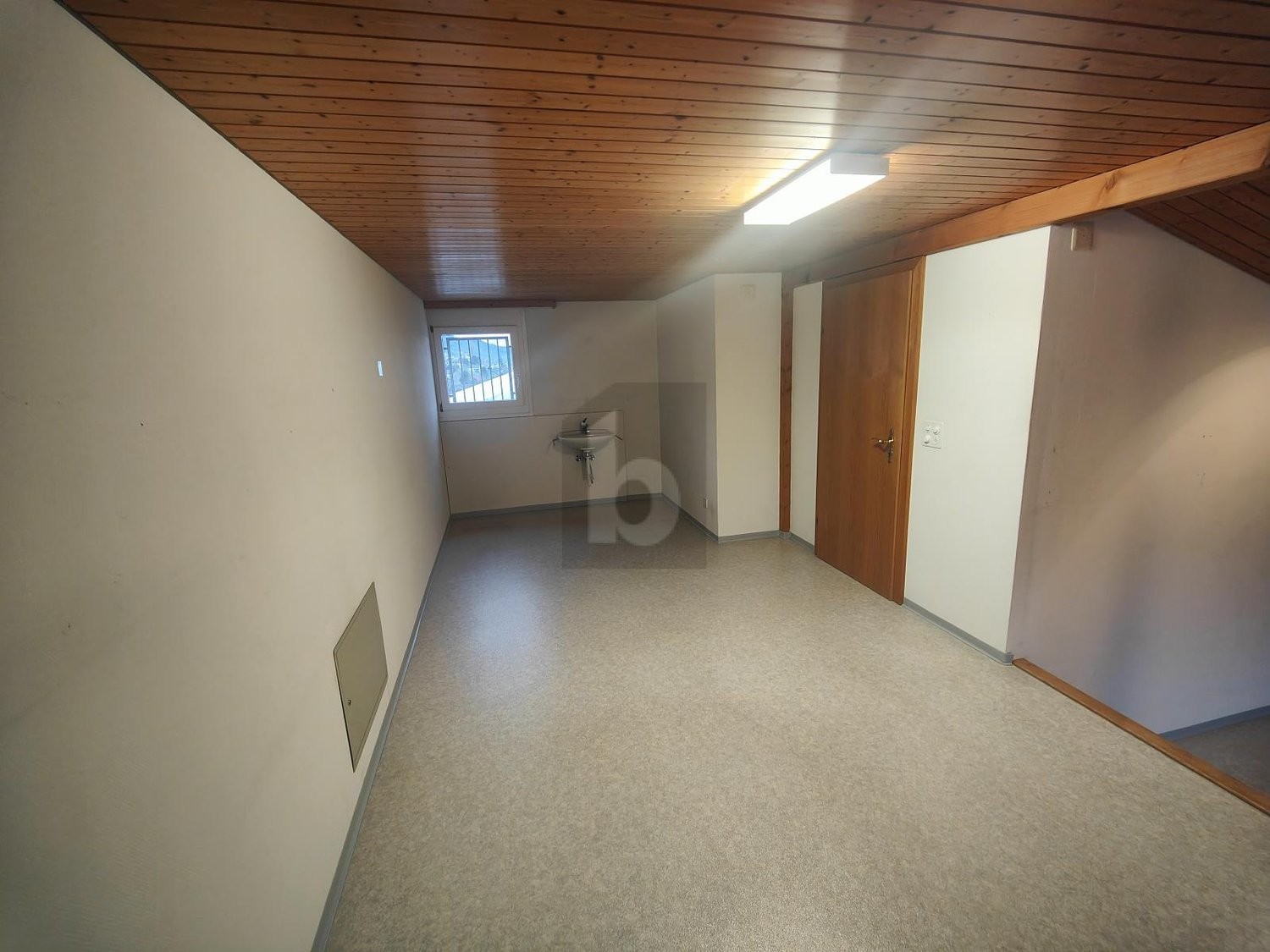 60m² bureau, photo 3 sur 4