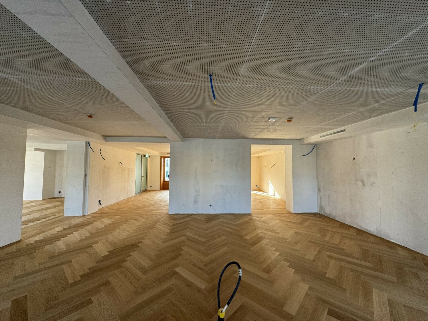 212m² restaurant
