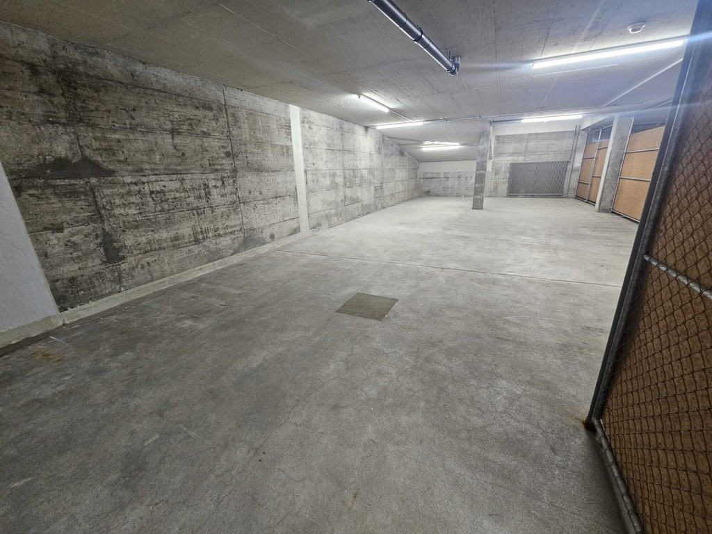 112m² pièce de stockage