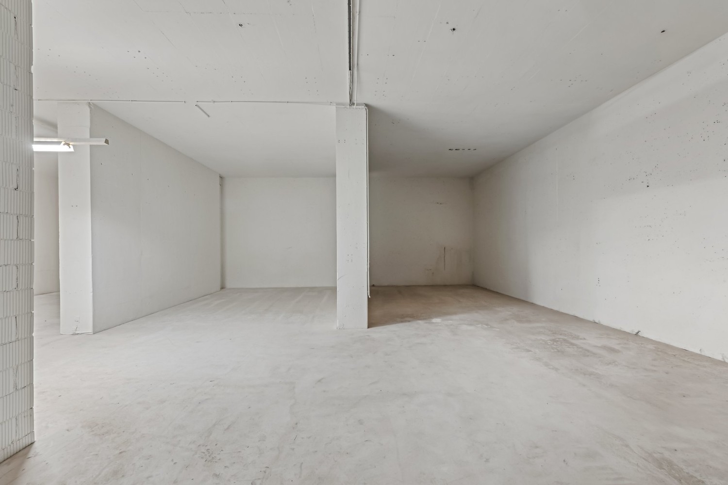 210m² salle de hobby