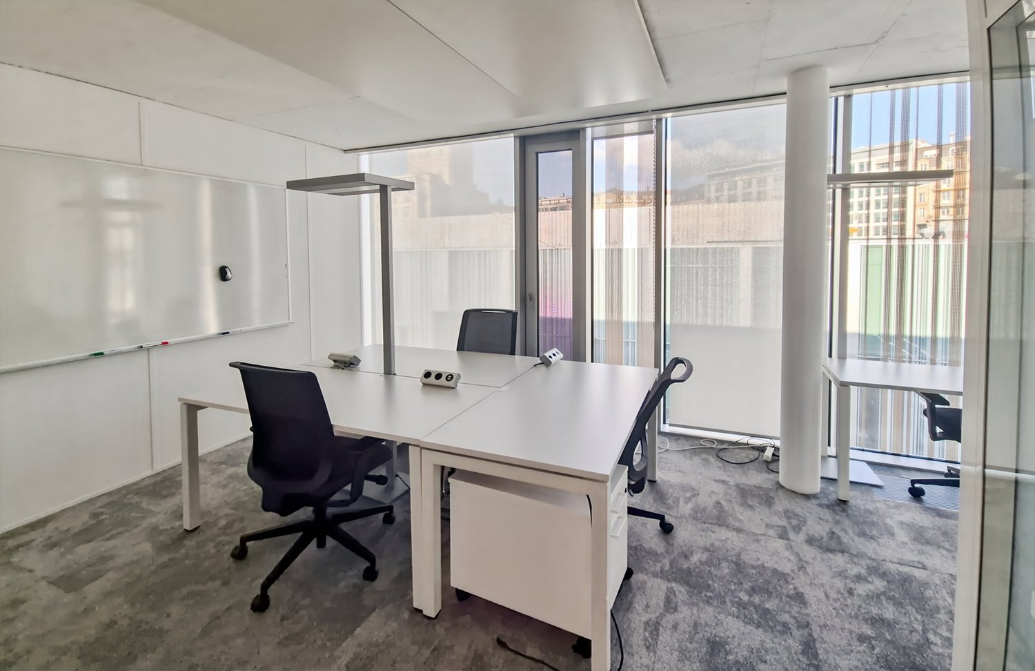 Office, photo 5 sur 8