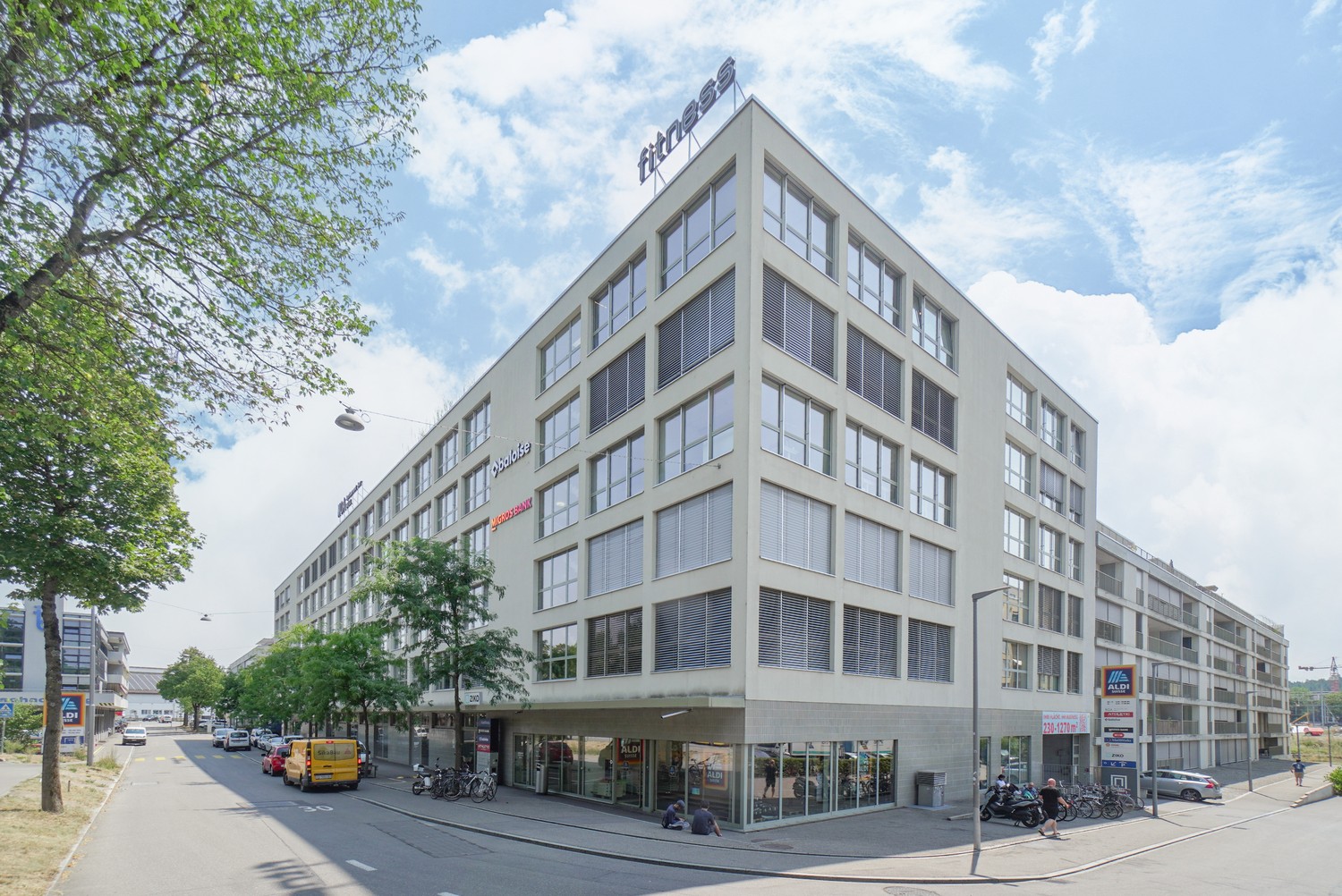 1068m² bureau, photo 1 sur 10