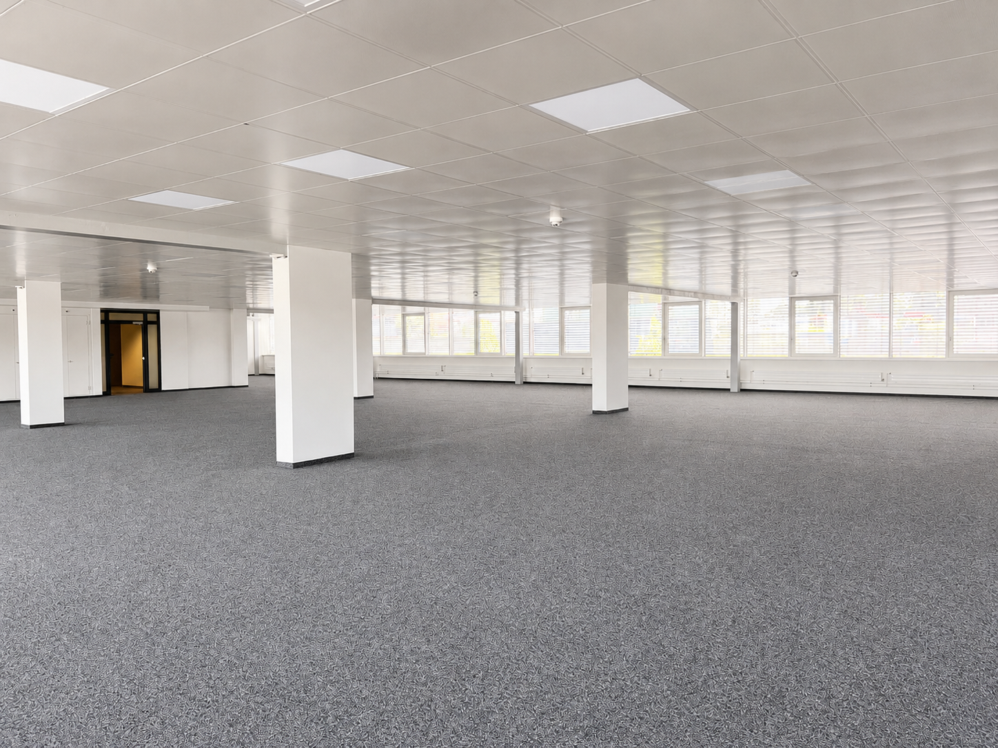 841m² bureau