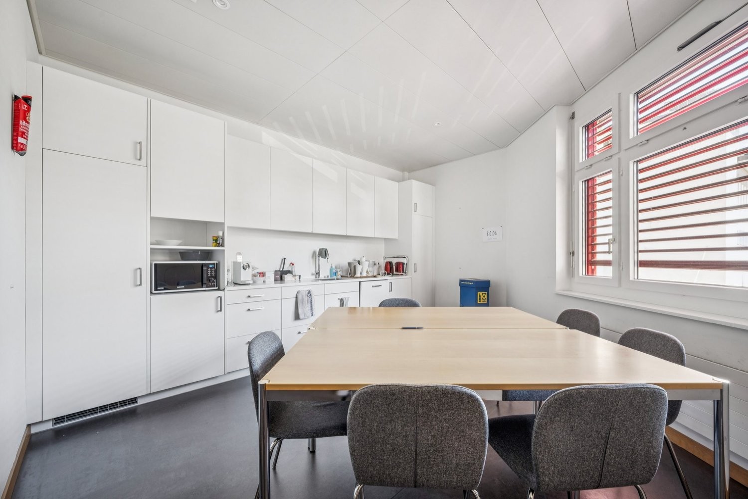 Bureau de 179m², photo 6 sur 10