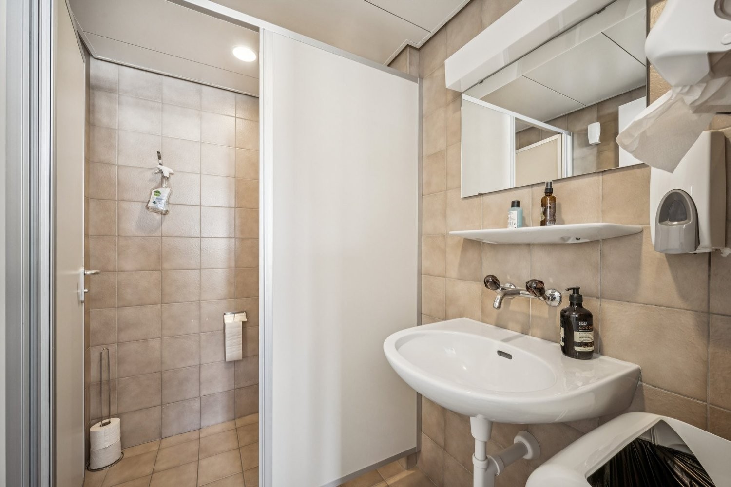 Bureau de 179m², photo 7 sur 10