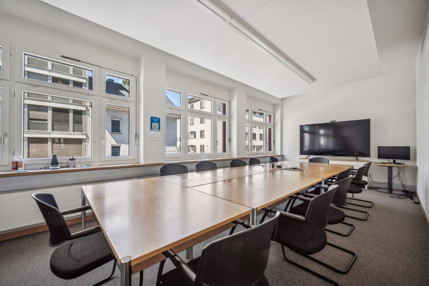 Bureau de 179m², photo 10 sur 10