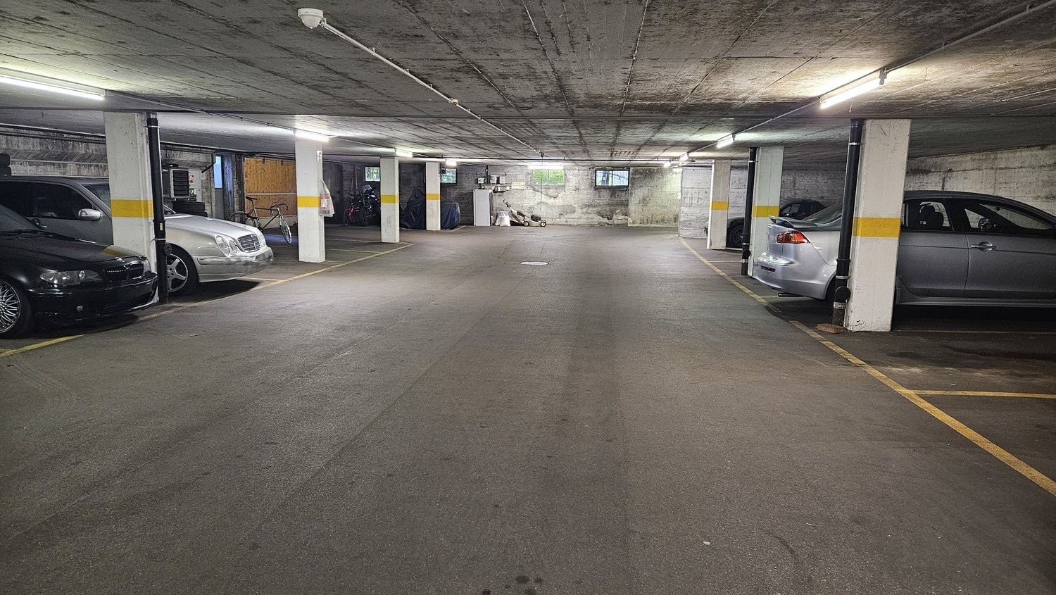 Place de parc souterrain
