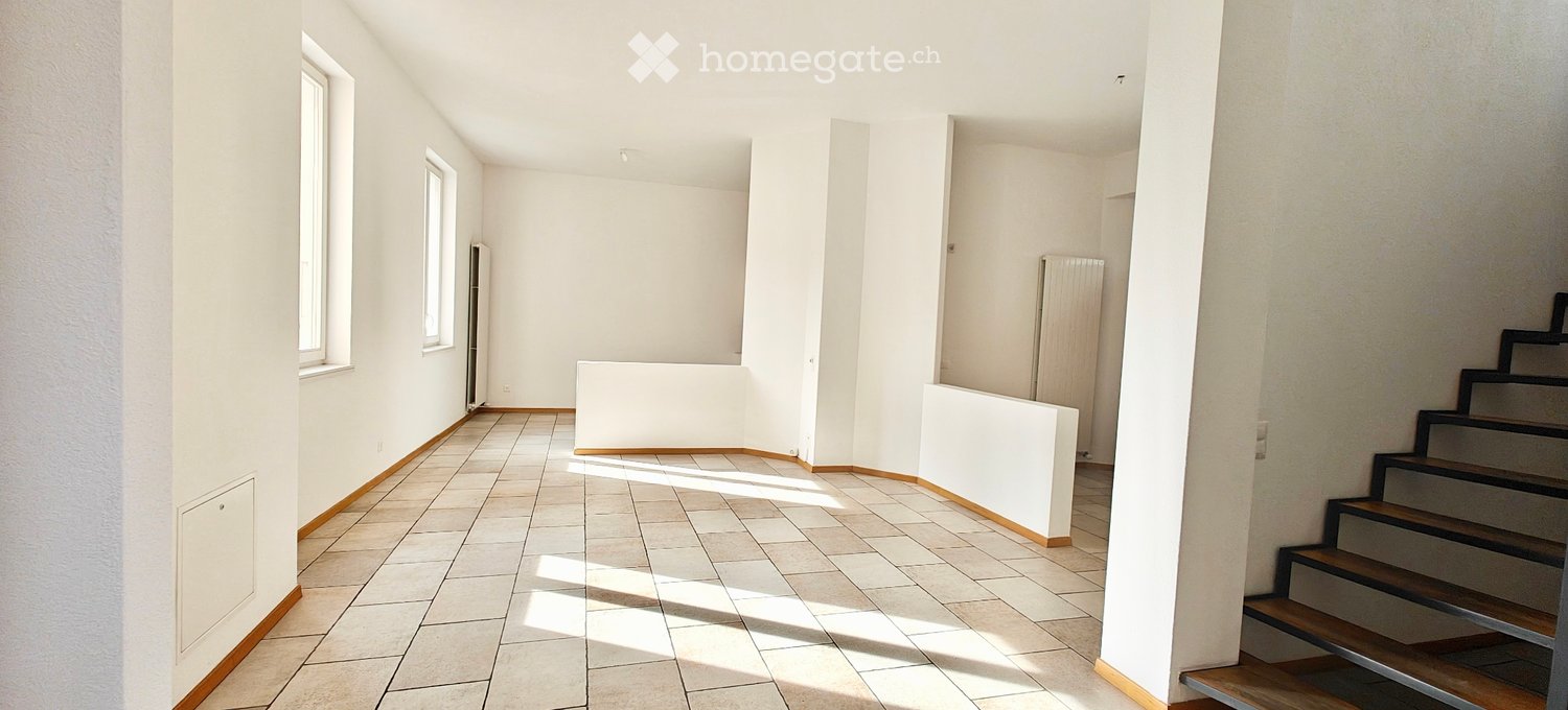 6 rooms apartment