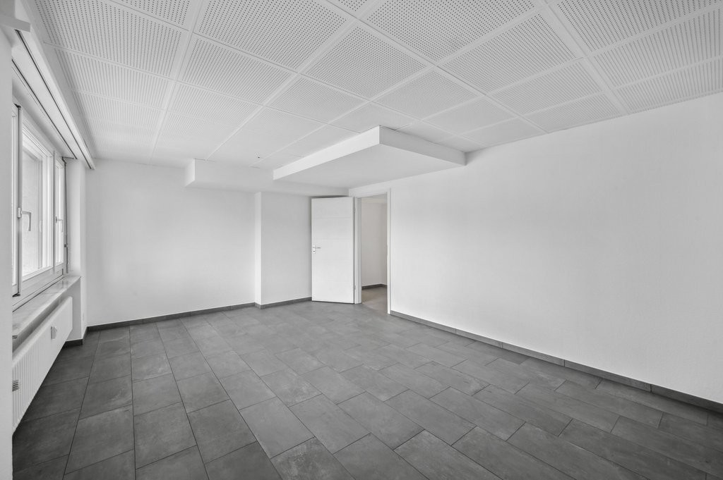 80m² bureau