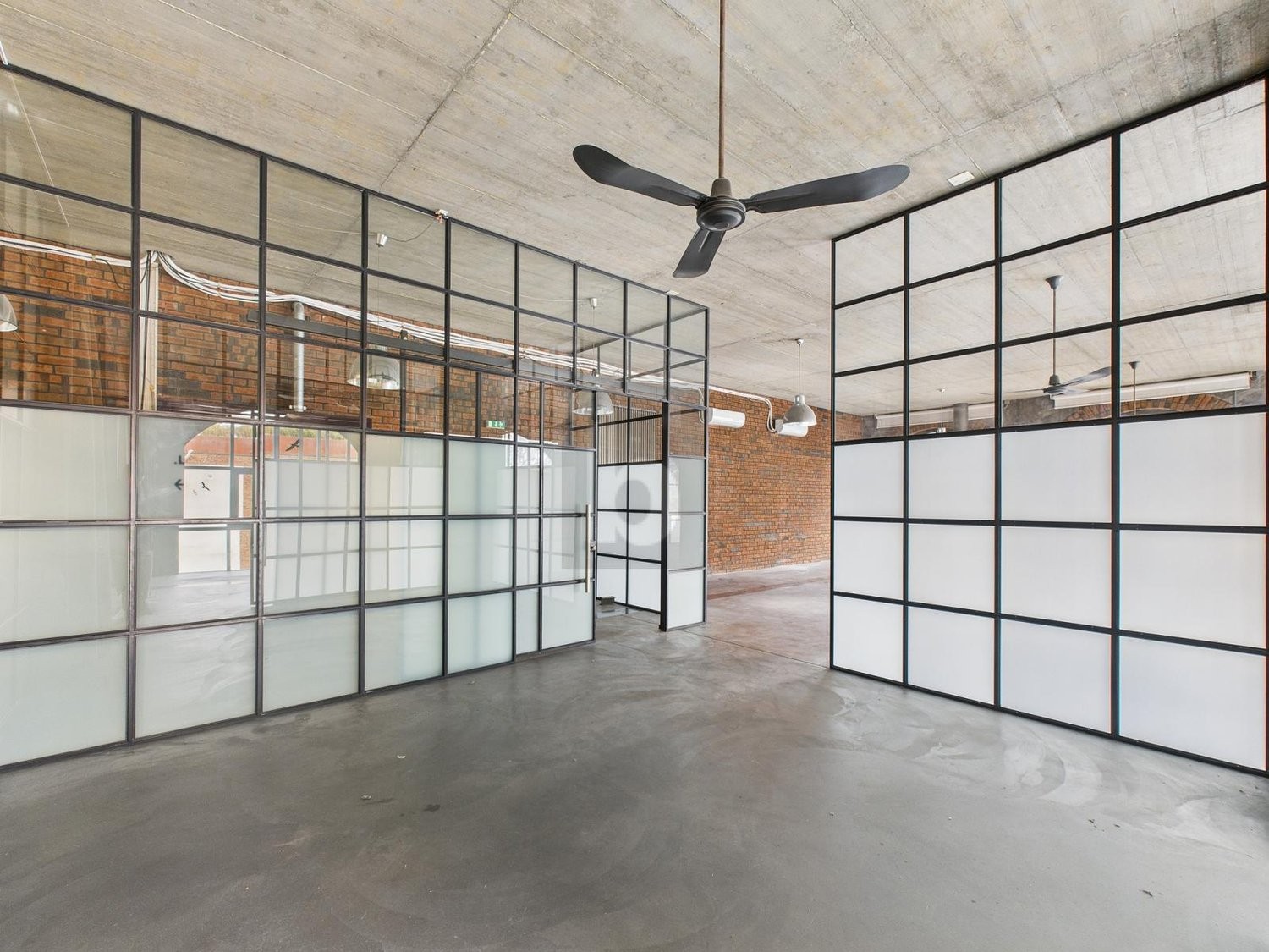170m² bureau