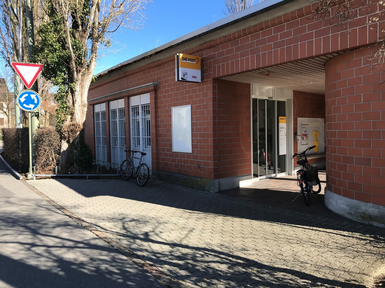84m² commercial, photo 1 sur 10