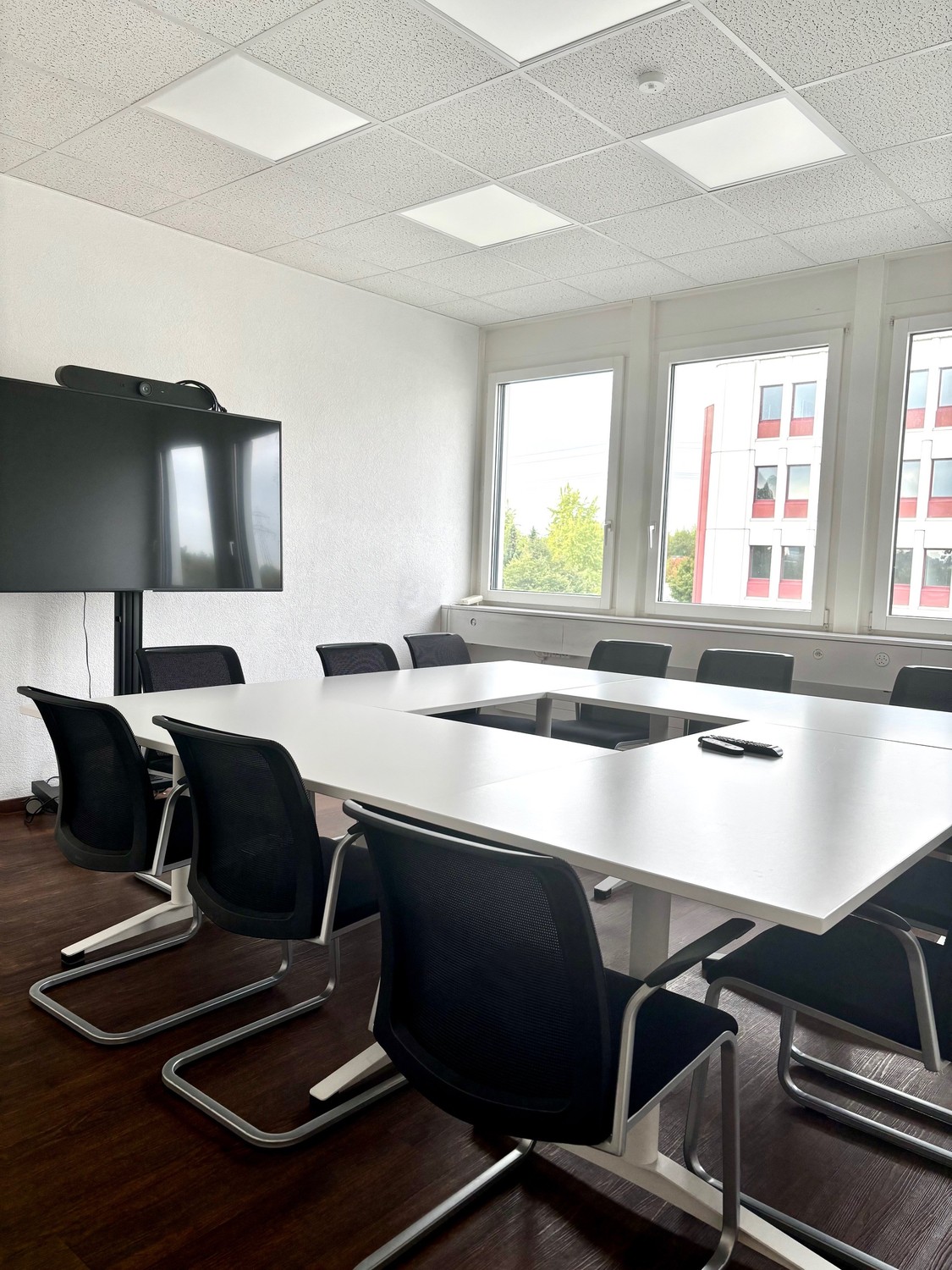 602m² bureau