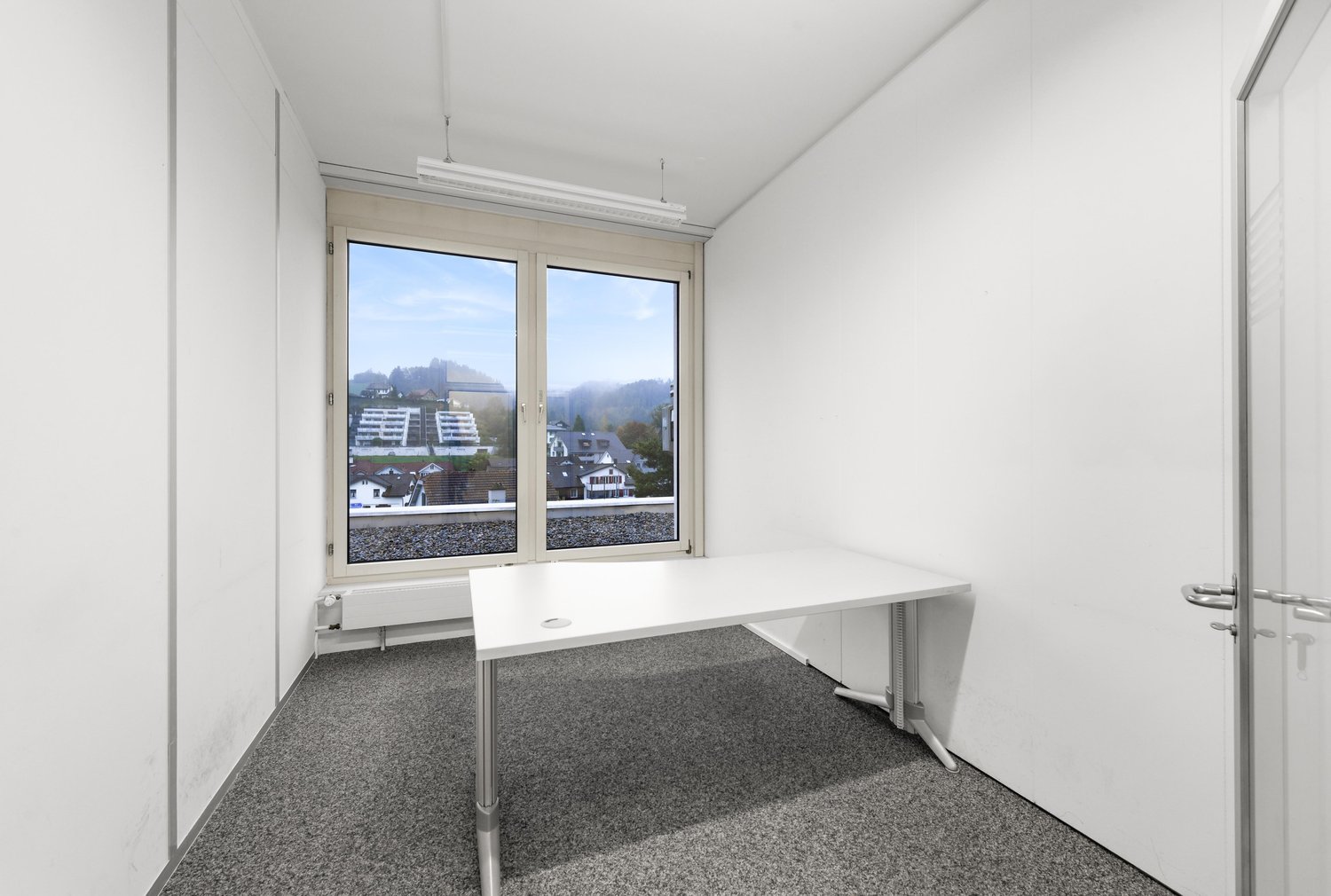 793m² commercial, photo 5 sur 10