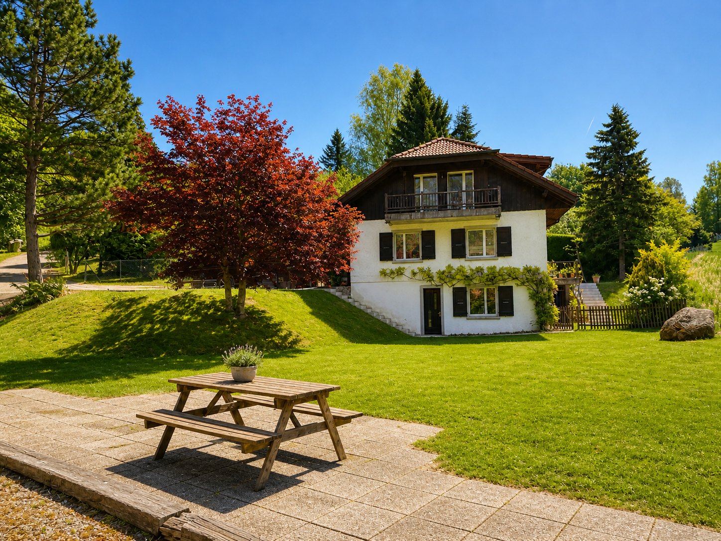5 rooms villa