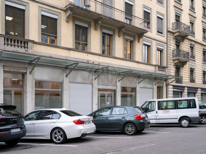 94m² arcade