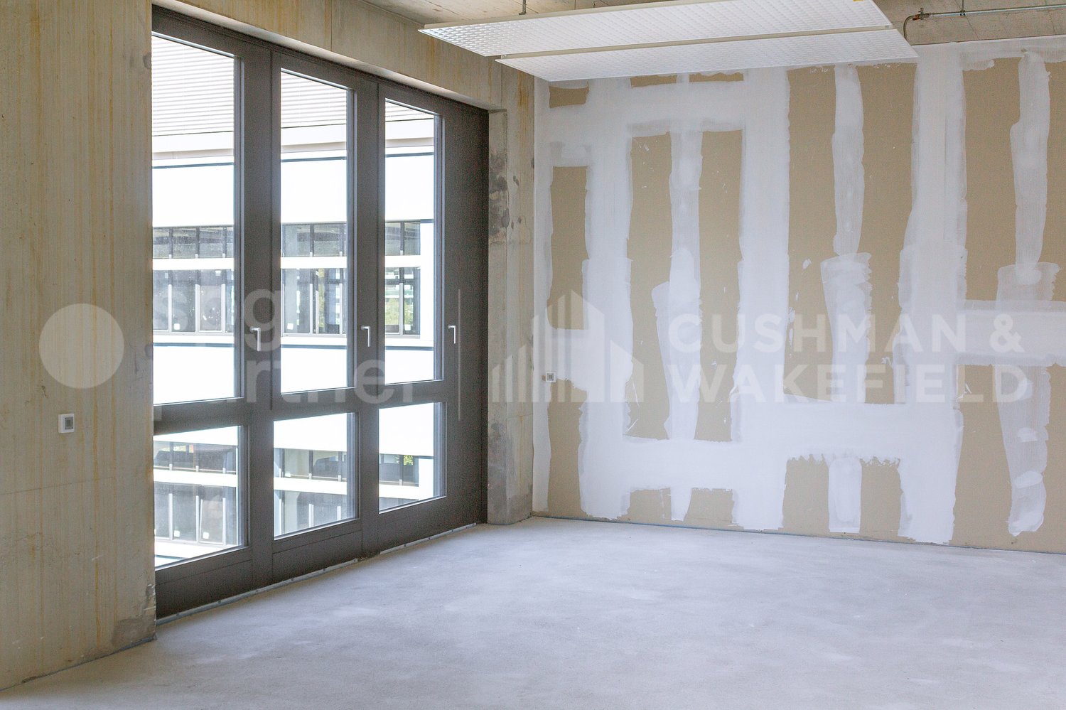 3000m² commercial