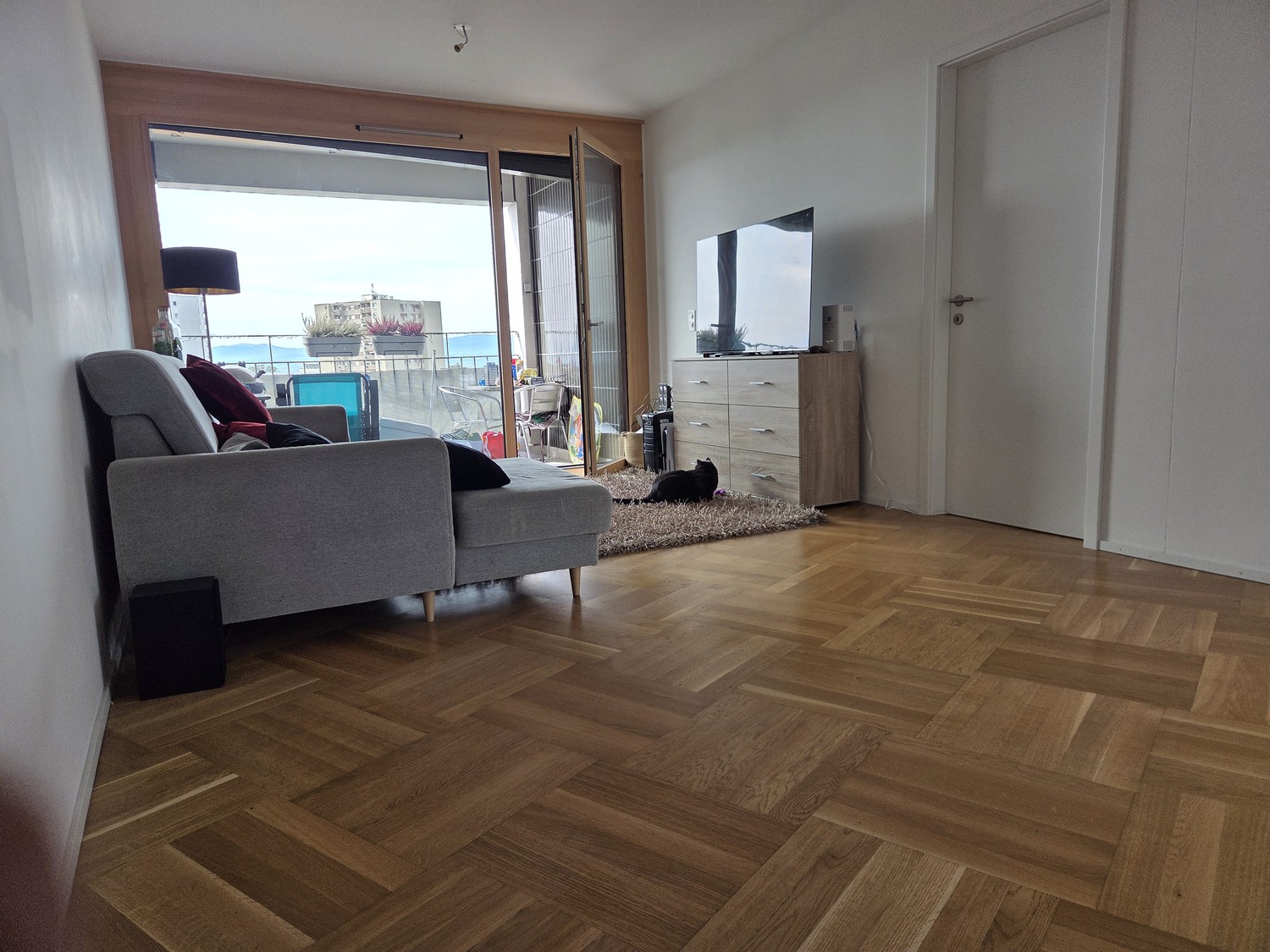 Appartement de 4 ½ pièces
S.P.G
Place de la Navigation 14, CP 1256
1007 Lausanne

Les visites peuvent être organisées via le formulaire de contact., photo 6 sur 8