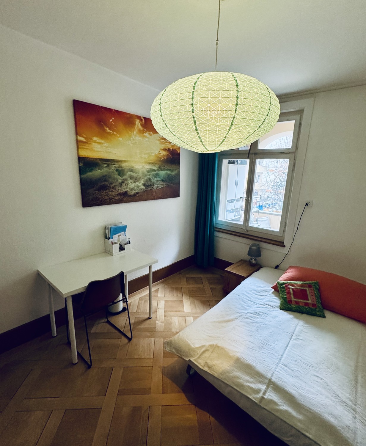 Chambre dans un appartement partagé