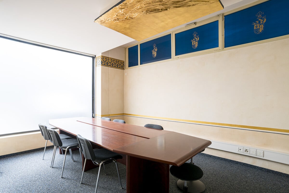 commerce de 162m², photo 1 sur 10