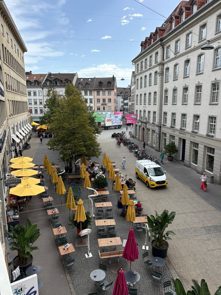 275m² commercial