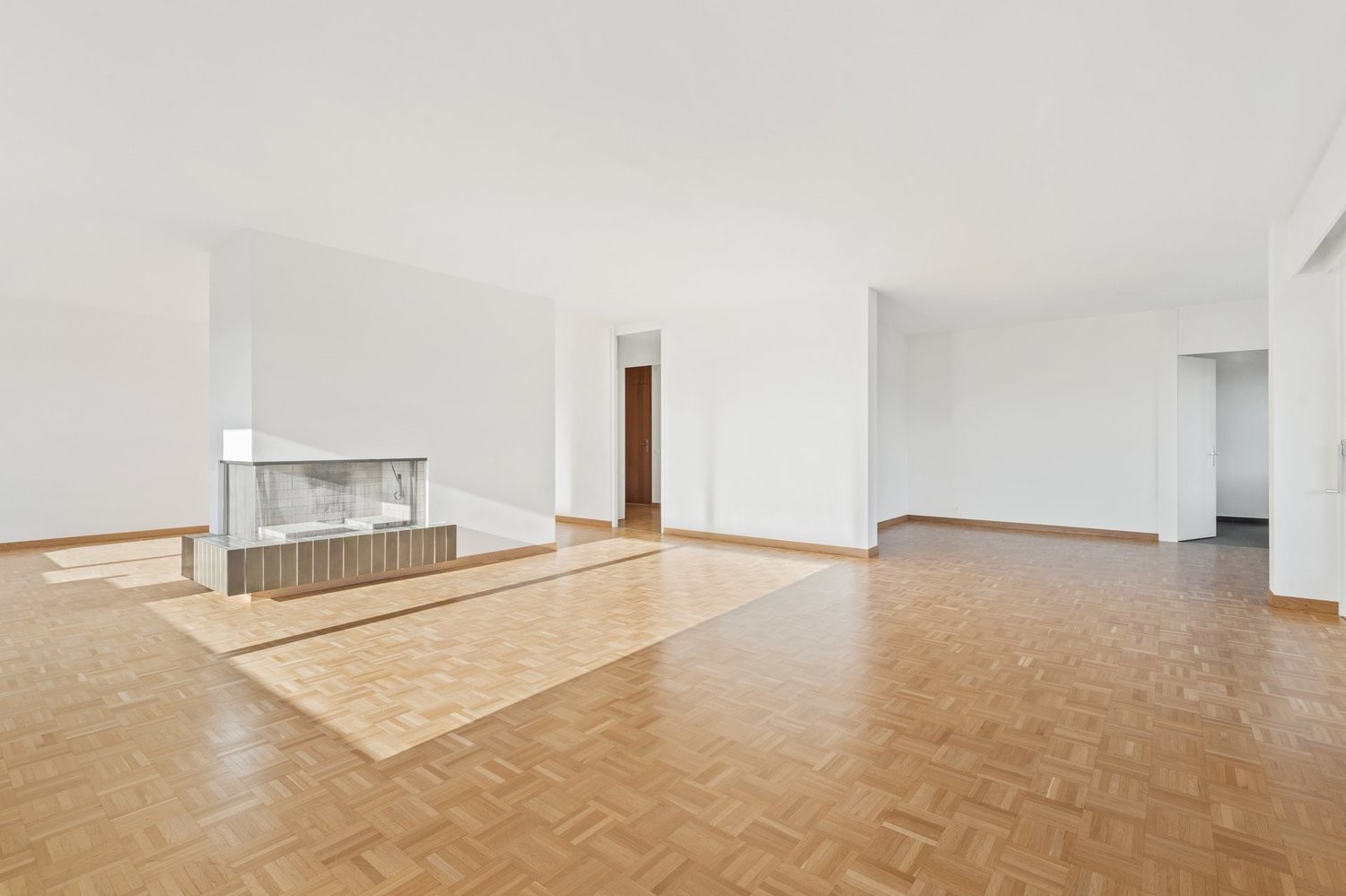7 rooms apartment, photo 3 sur 10