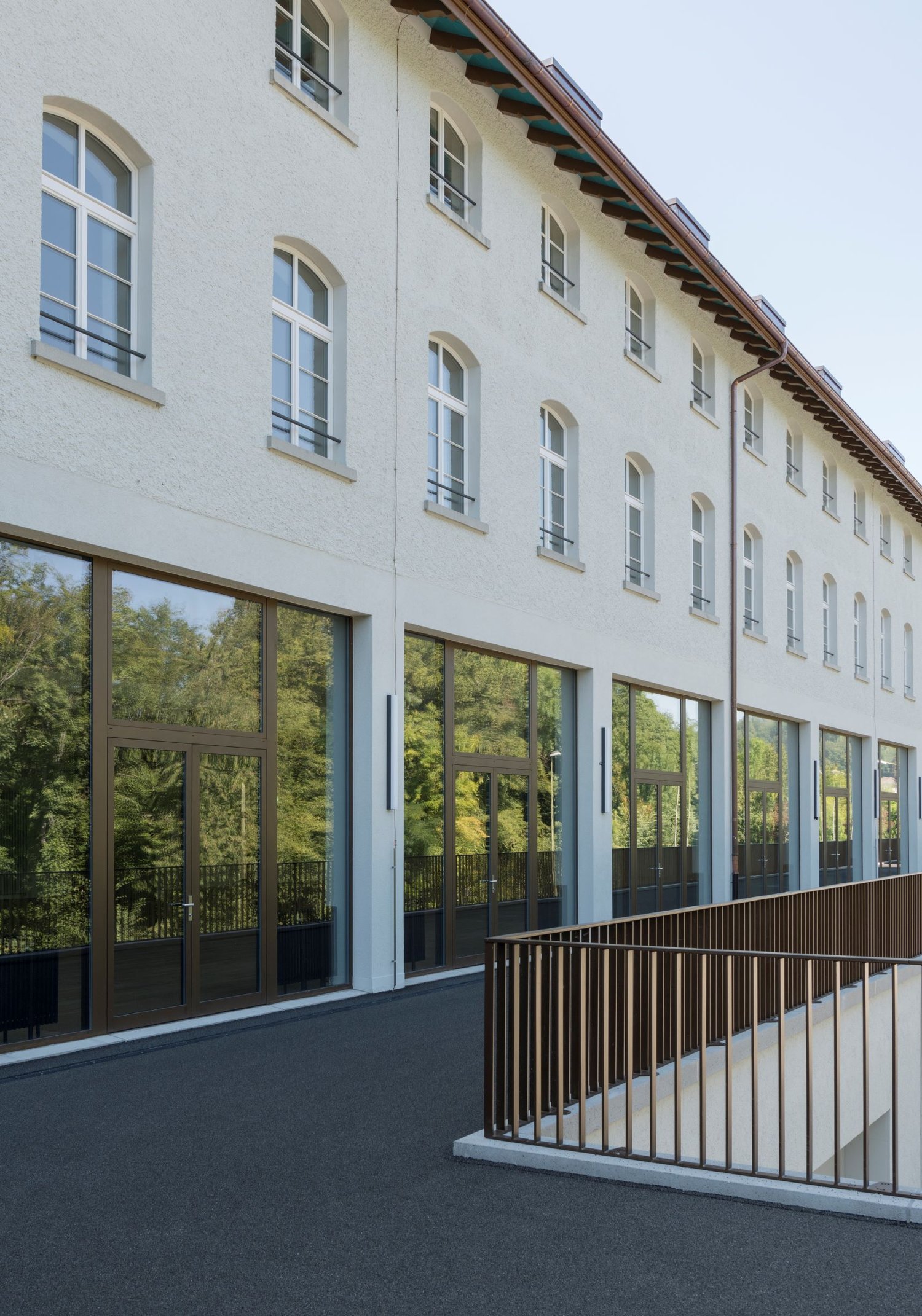 230m² commercial, photo 6 sur 8