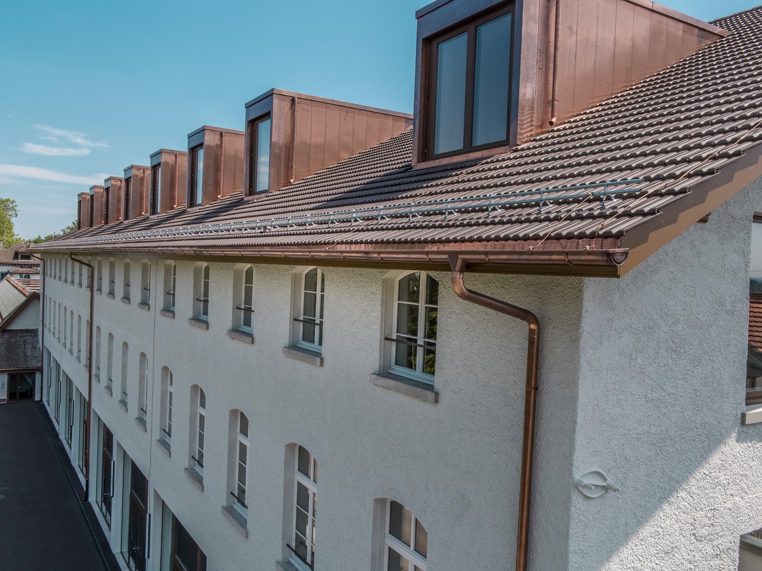 230m² commercial, photo 7 sur 8