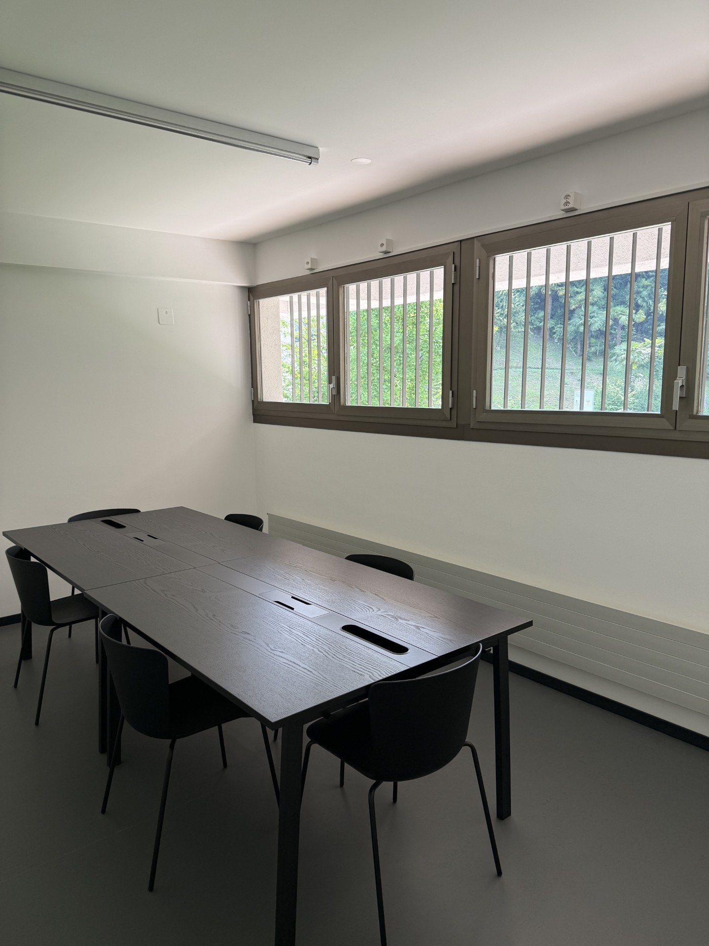 bureau 1m²