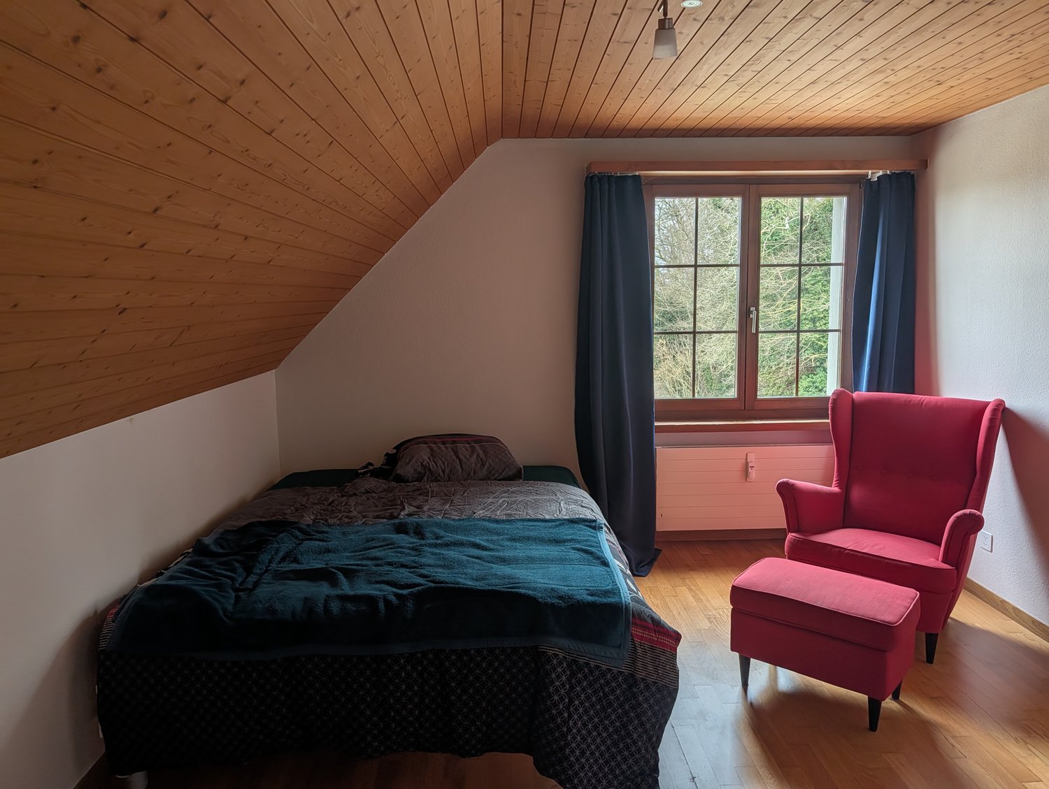Chambre en colocation, photo 1 sur 5