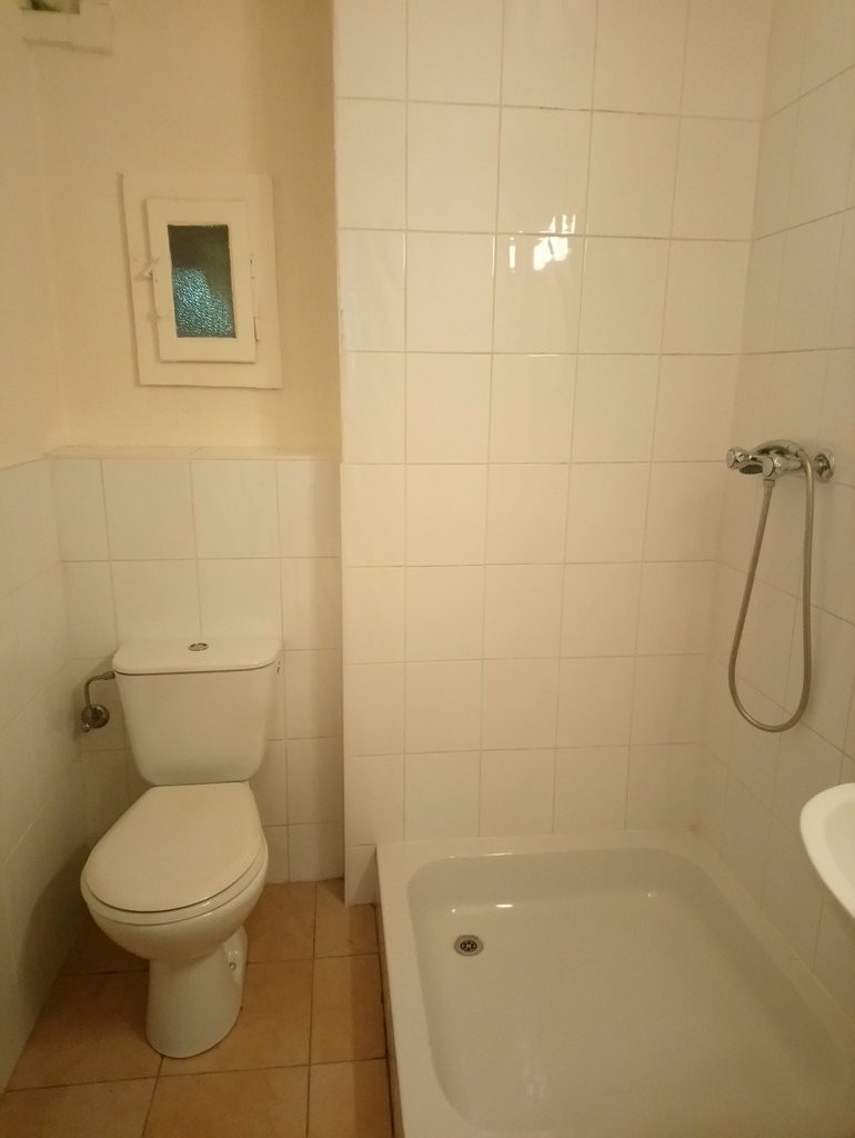 31m² commercial, photo 3 sur 4