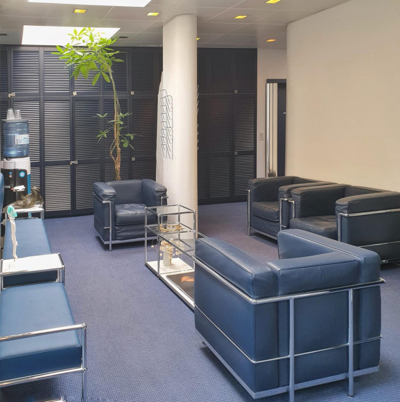 220m² commercial, photo 4 sur 7