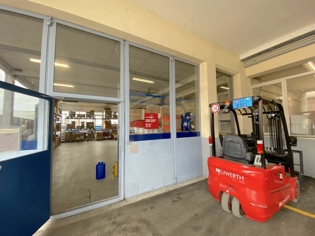 1000m² commercial
