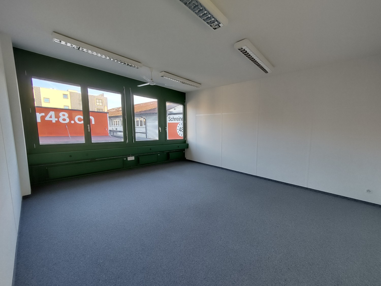 Bureau de 168m²