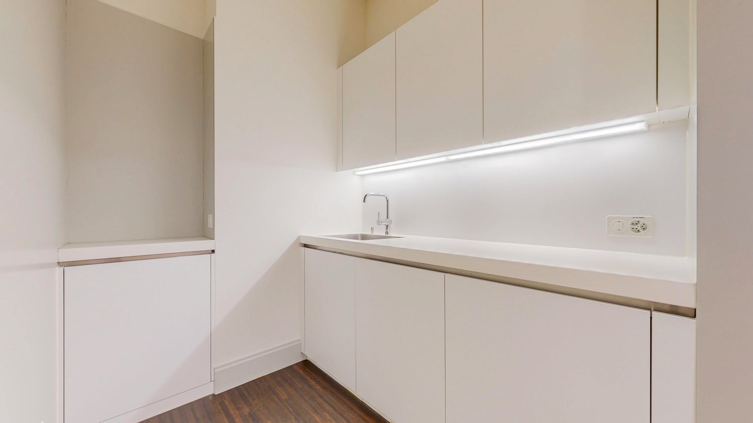 229m² bureau, photo 9 sur 10