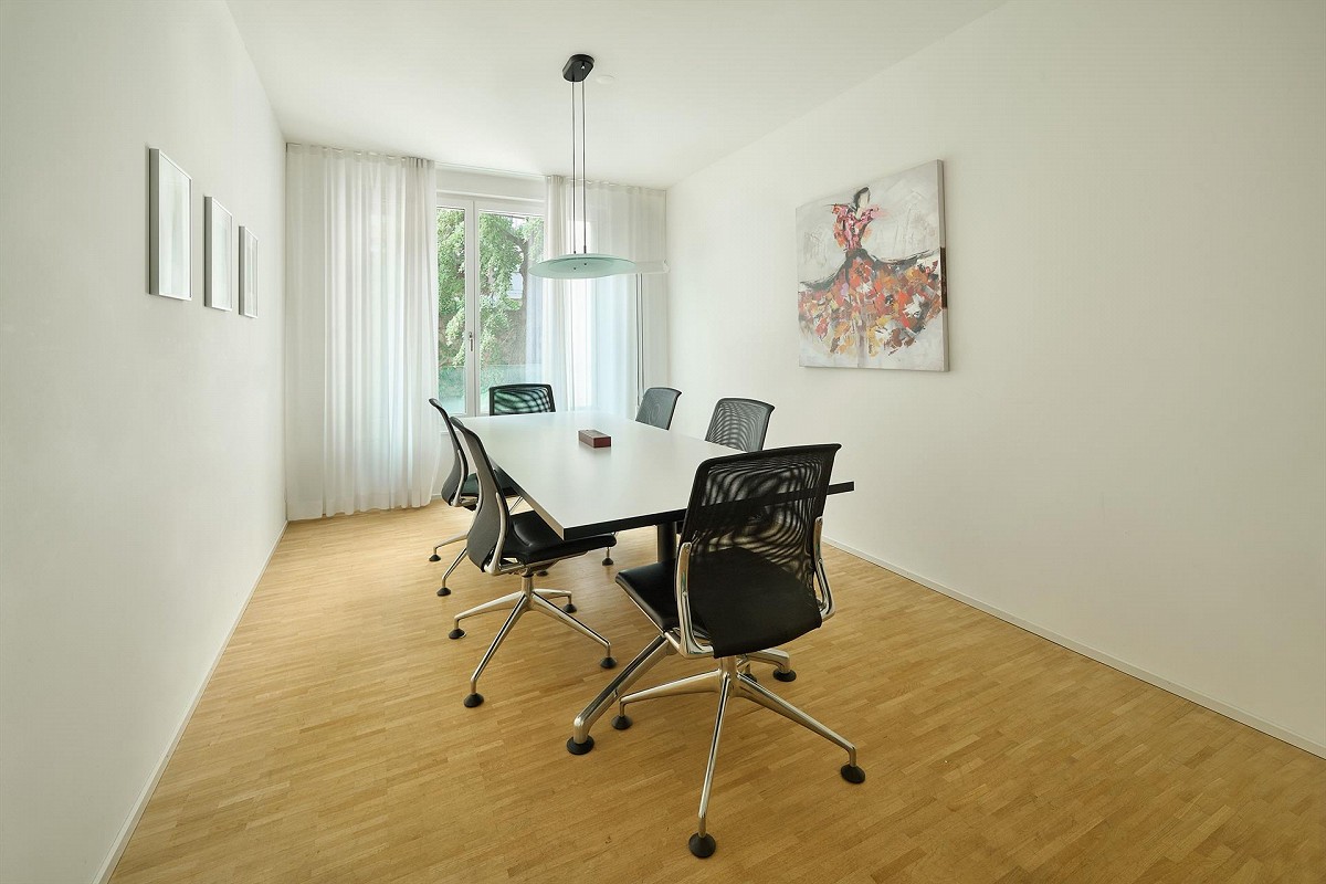 Bureau, photo 2 sur 8