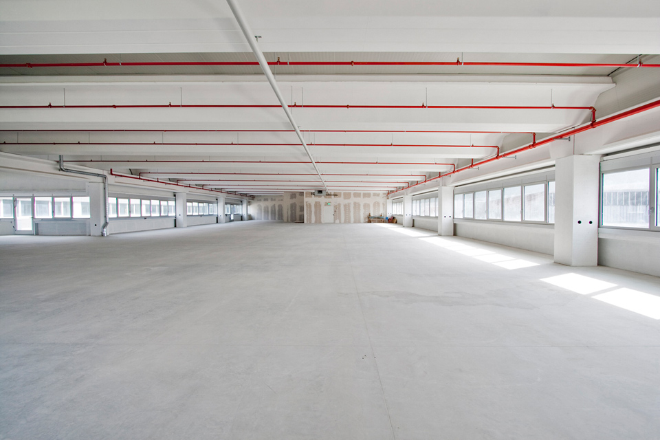 1971m² industrial object