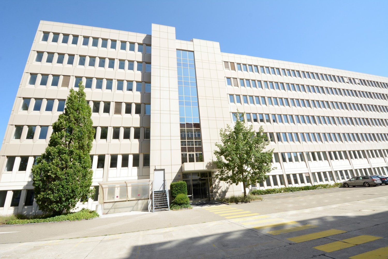 950m² de bureaux