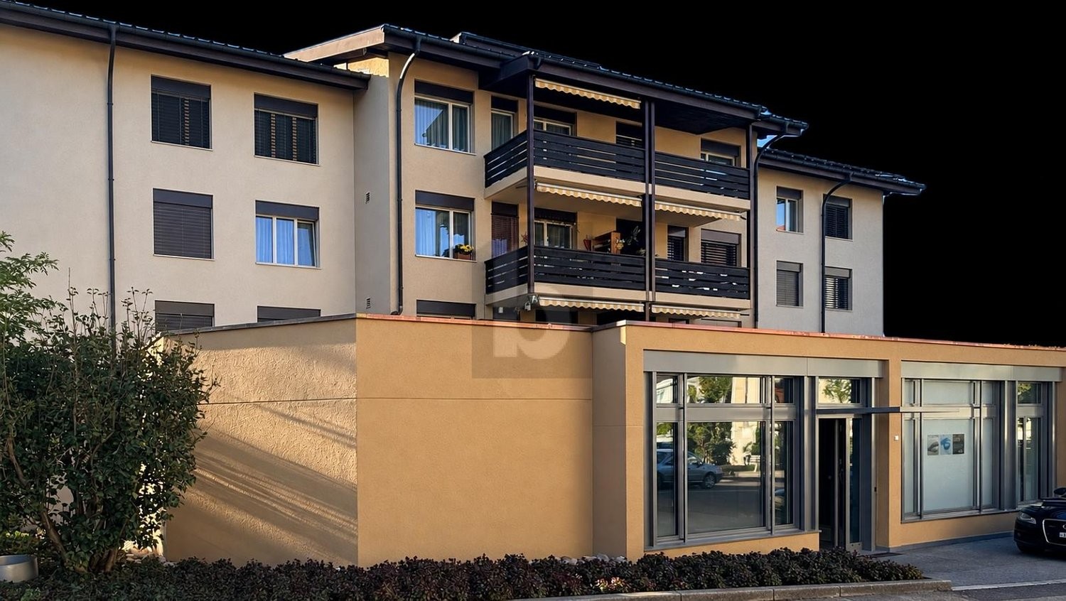 320m² de terrain commercial, photo 1 sur 4