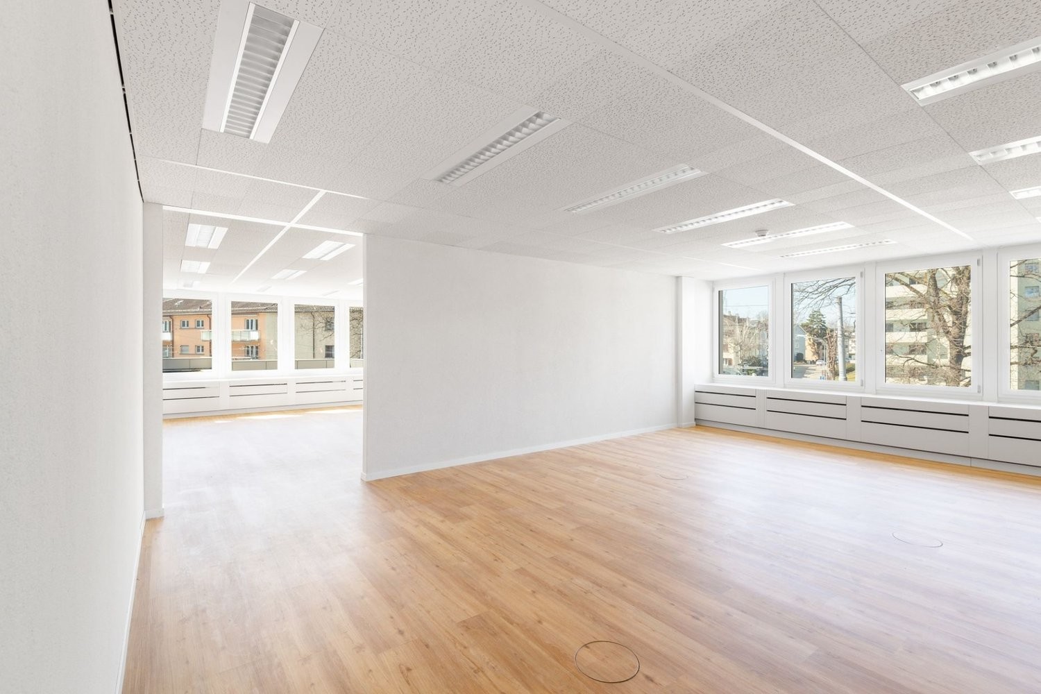 364m² de bureaux